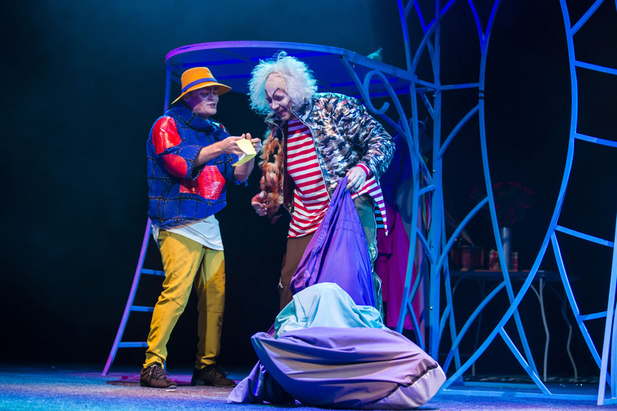 карлсон на луне злодеи