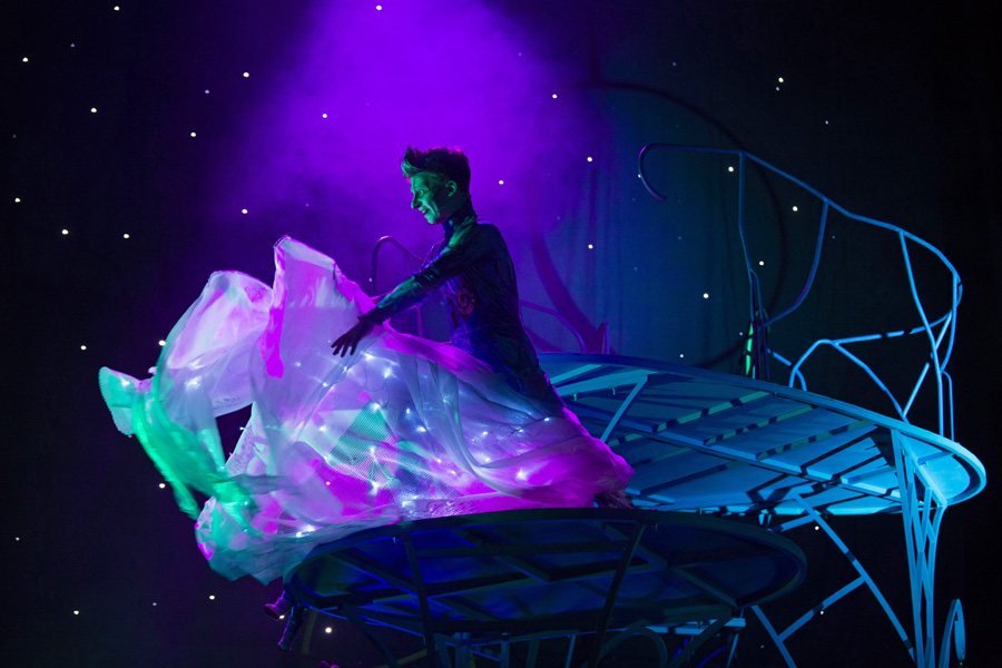 карлсон на луне ронжин